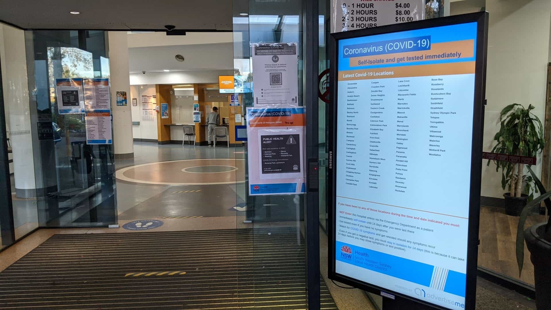 Hospital Entrance Covid19 Digital Signage